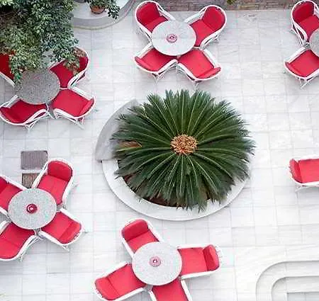 Apartmanhotel Alantha 2*